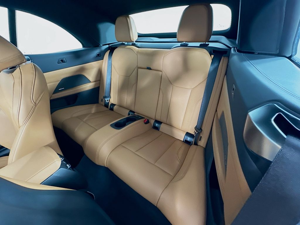 Thumbnail: 2026 BMW 4 Series - 17