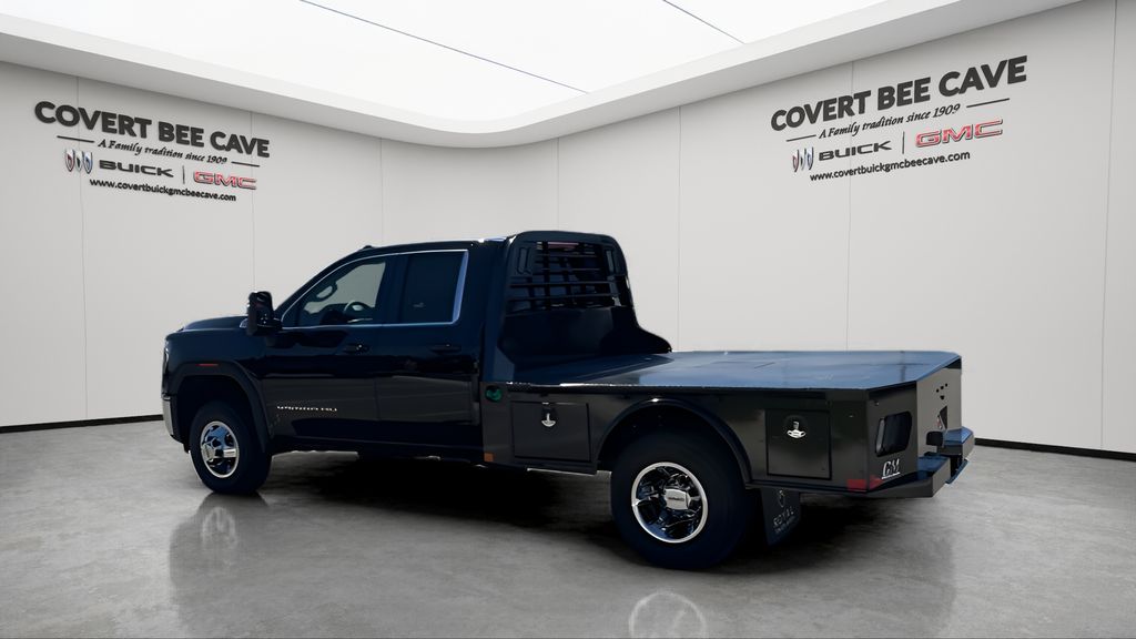 New 2026 Black GMC SLE image 6