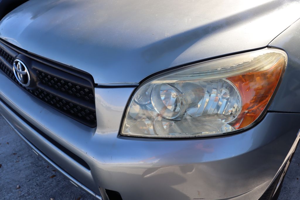 Thumbnail: 2008 Toyota RAV4 - 3