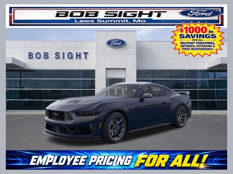 2026 Ford Mustang Dark Horse's photo