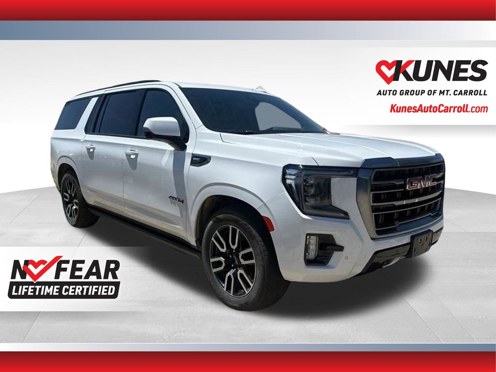 Summit White 2022 GMC Yukon XL SUV / Crossover Four-Wheel Drive