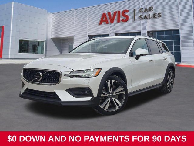 2025 Volvo V60 Cross Country B5 Plus AWD
