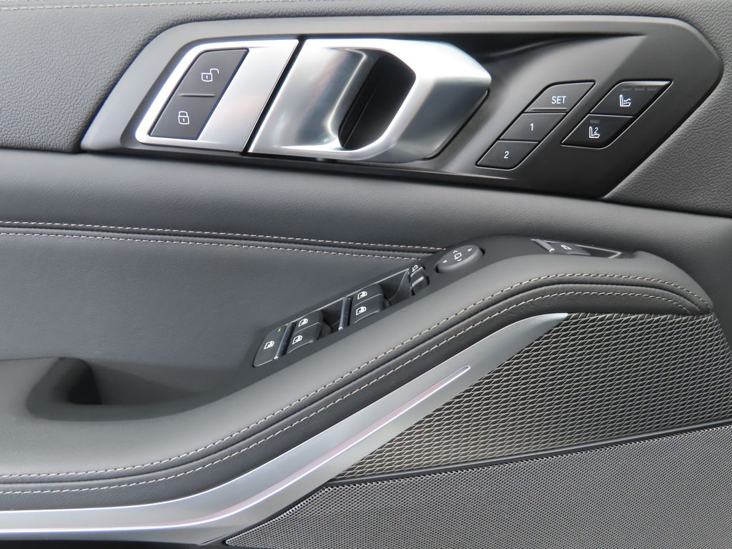 Thumbnail: 2023 BMW X5 - 24