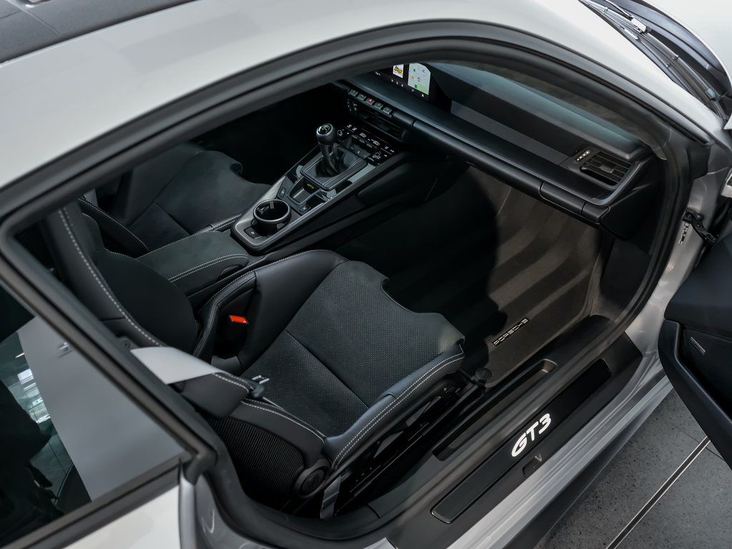 Certified Used 2026  Porsche GT3 image 24