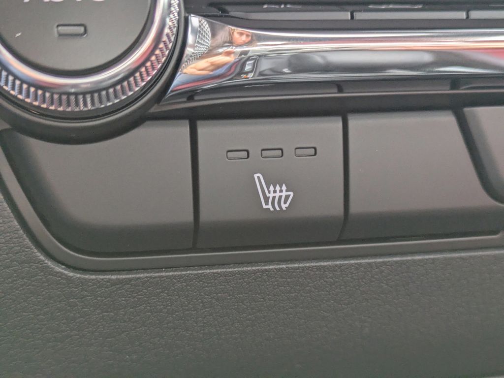 2026 Mazda Mazda3 Hatchback 2.5 S Carbon Edition