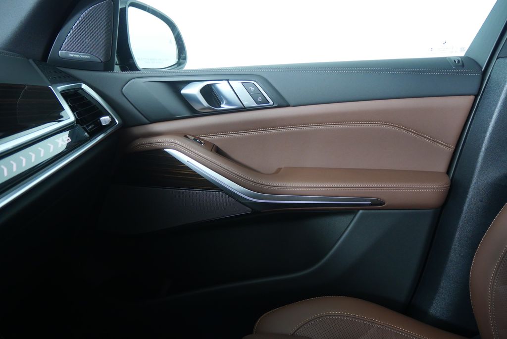 Thumbnail: 2026 BMW X5 - 24