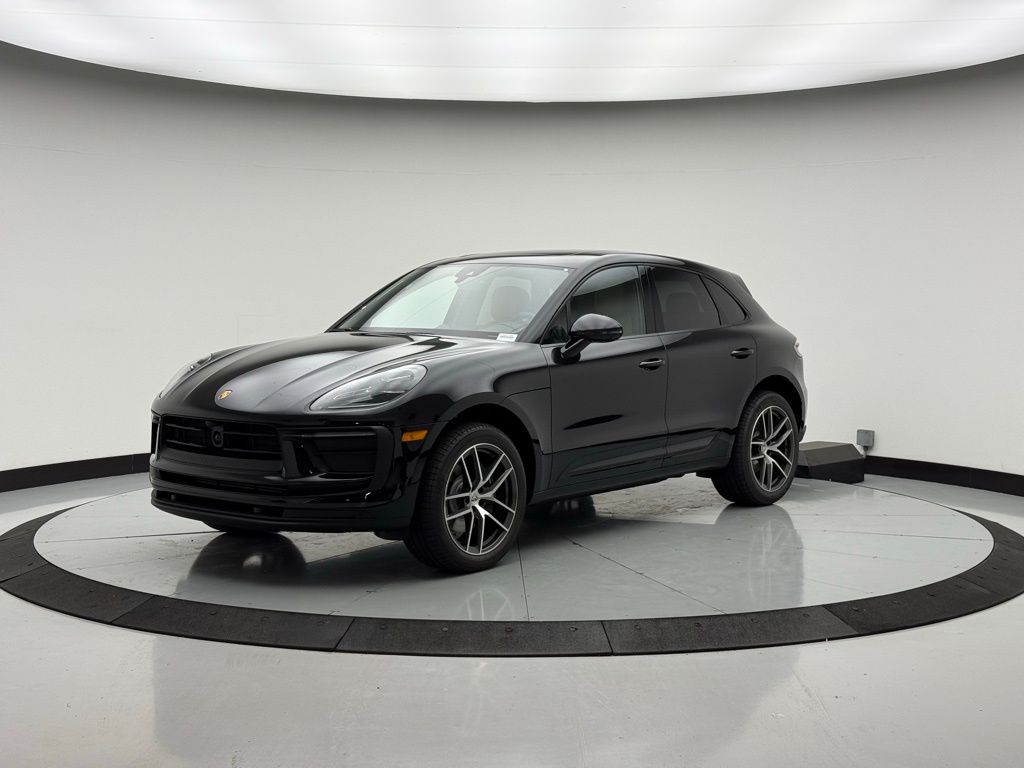 Thumbnail: 2026 Porsche Macan - 1