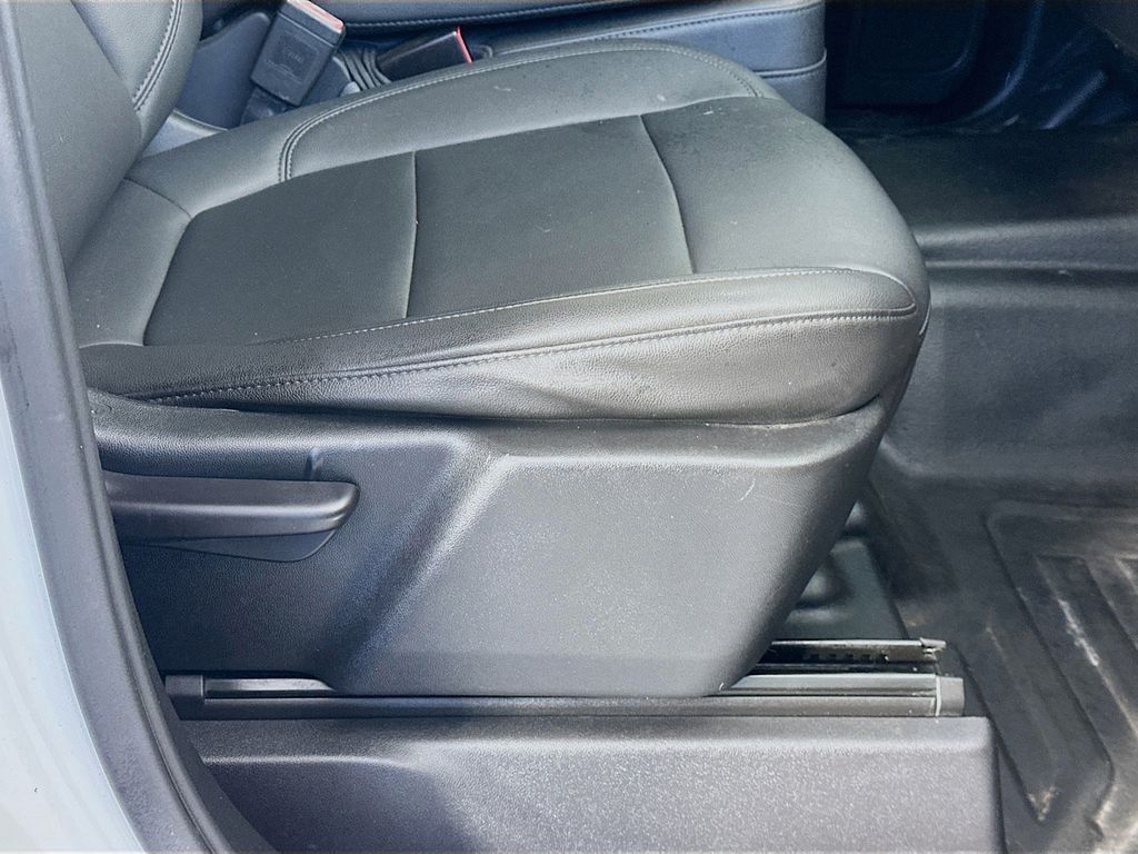 ChevroletSilverado 2500HD23