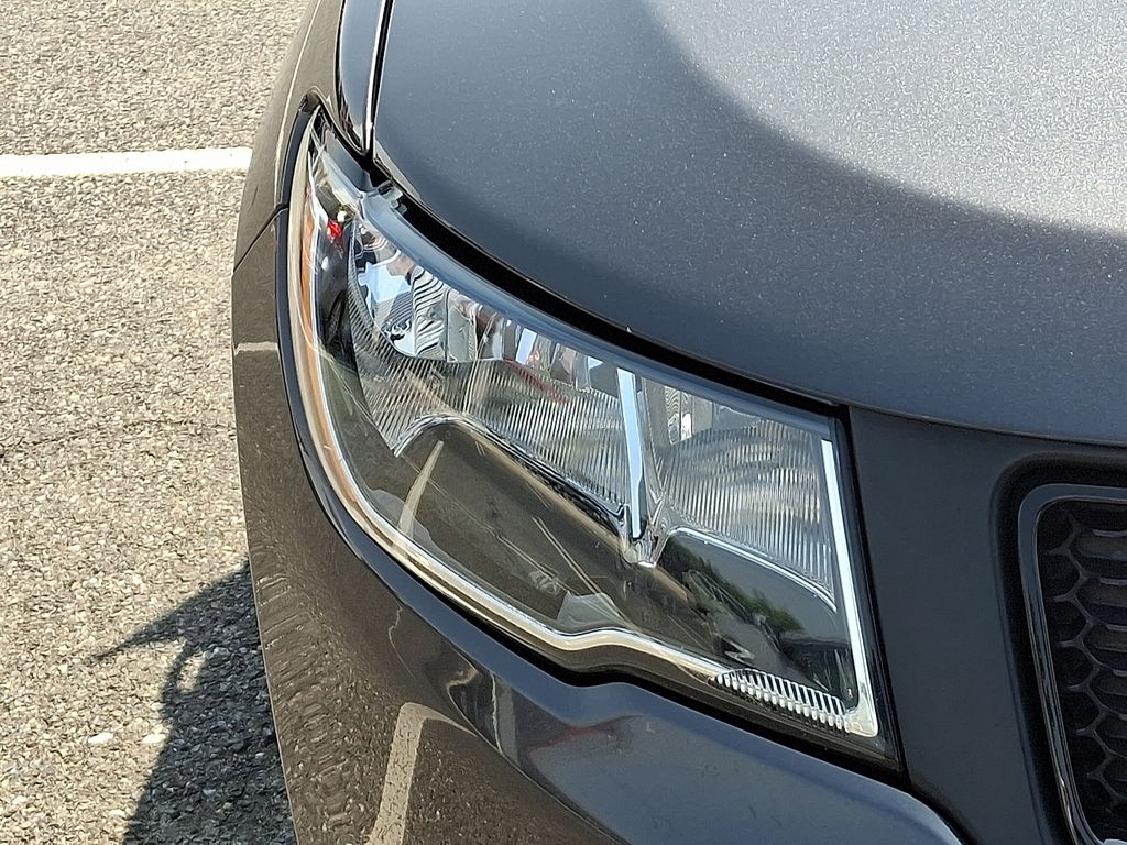 2019 Jeep Compass Altitude 9