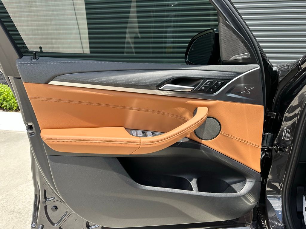 Thumbnail: 2023 BMW X3 - 13