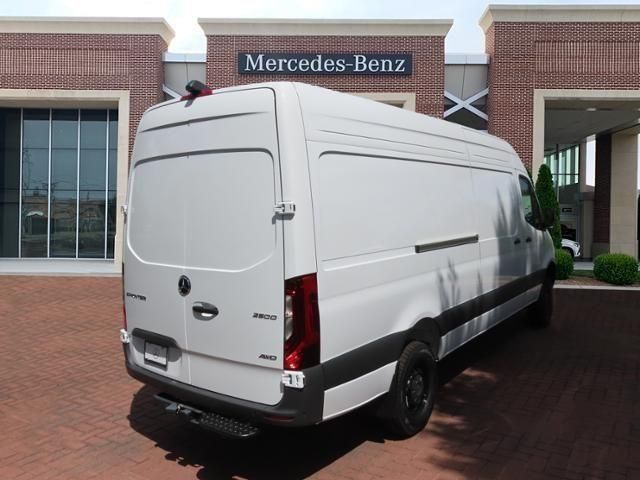 2024 Mercedes-Benz Sprinter 2500 4