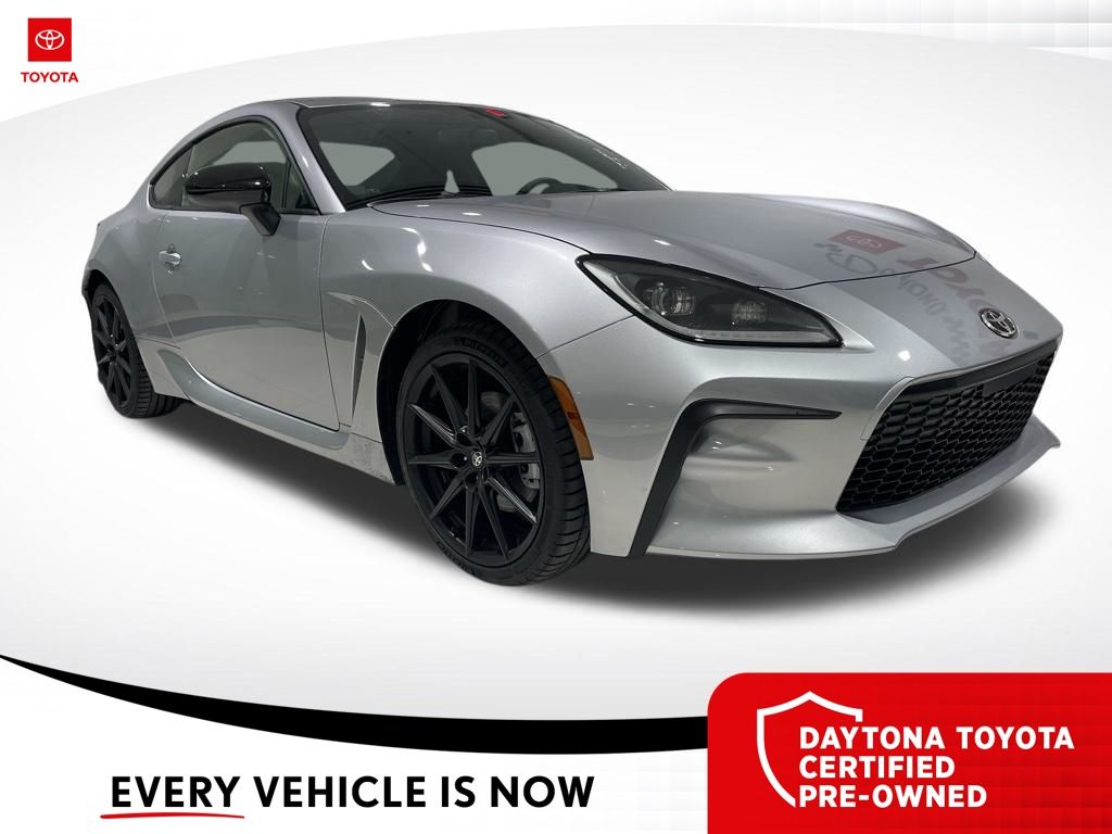 2025 Toyota GR86 Premium's photo