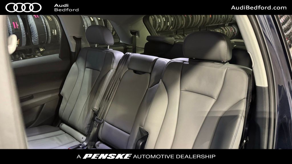 Thumbnail: 2025 Audi Q7 - 8