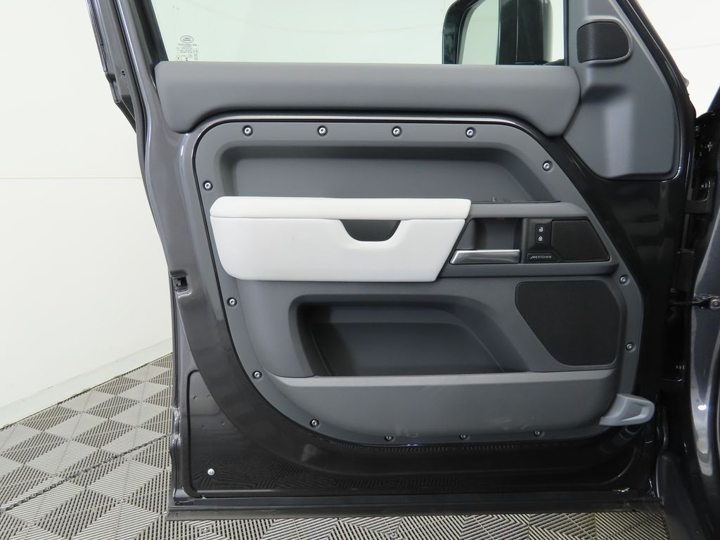 Thumbnail: 2026 Land Rover Defender - 26