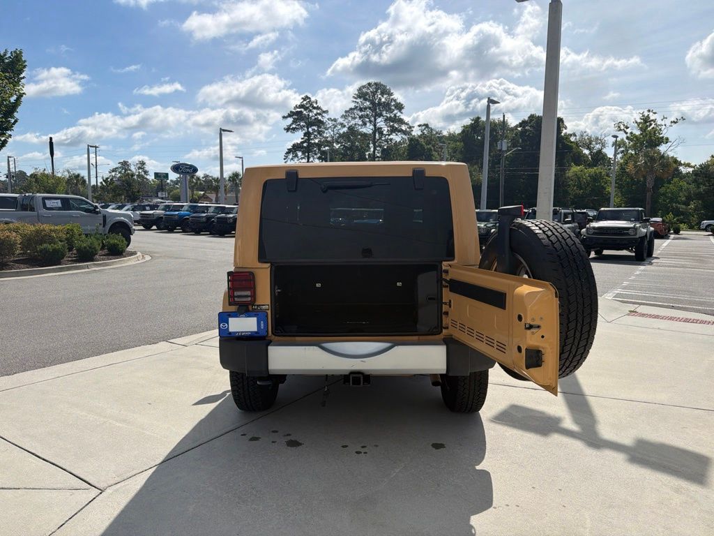 2013 Jeep Wrangler Sahara