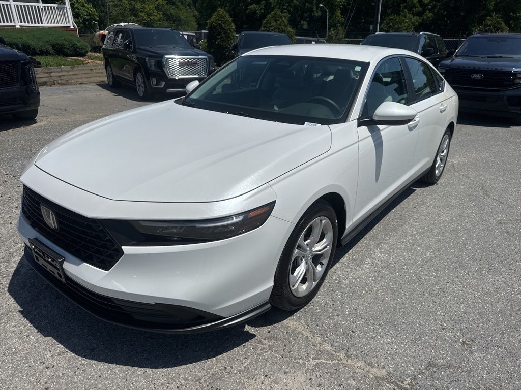 2025 Honda Accord 1.5T LX CVT's photo