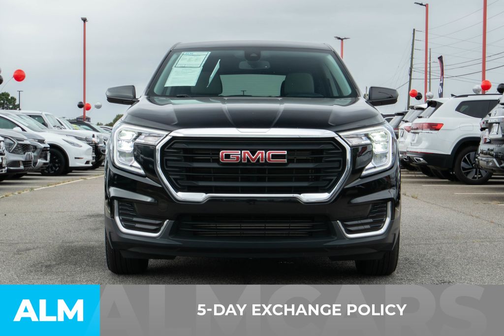2024 Gmc Terrain SLE photo 2