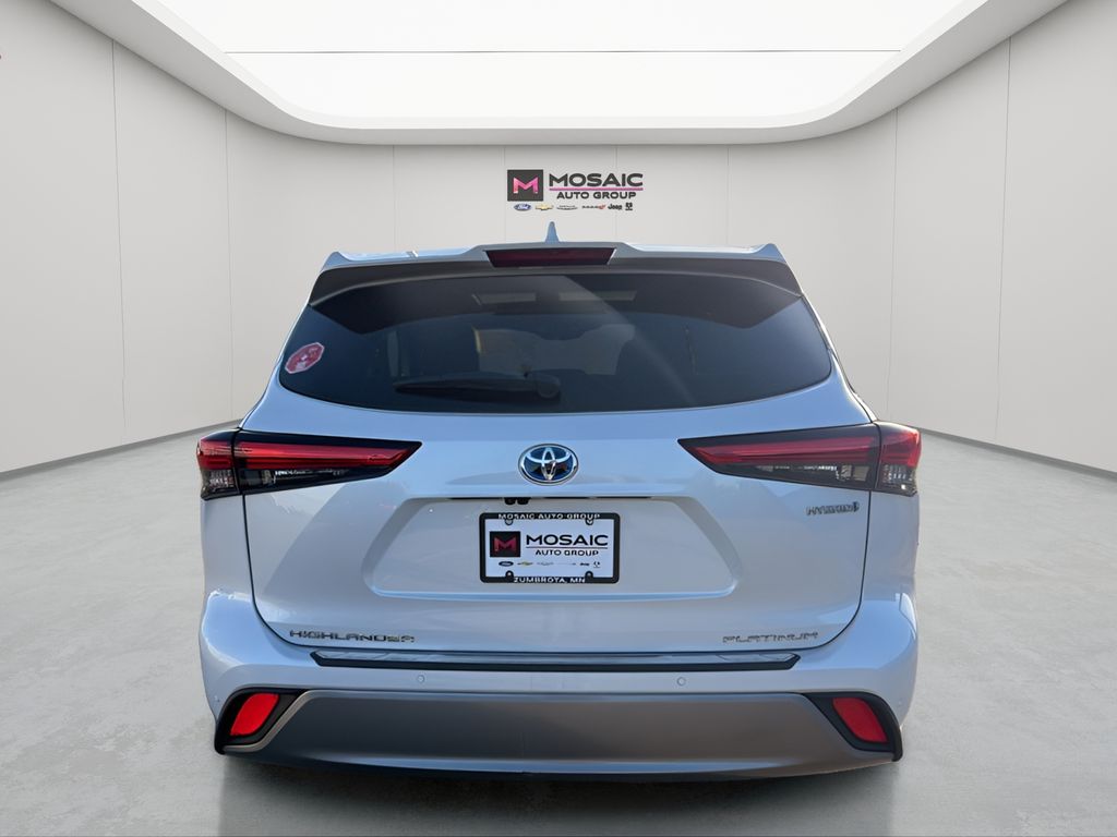 2023 Toyota Highlander Hybrid