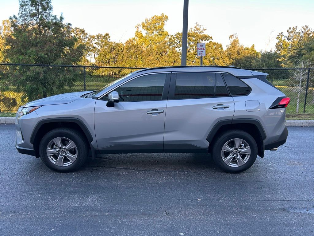 Thumbnail: 2025 Toyota RAV4 - 2