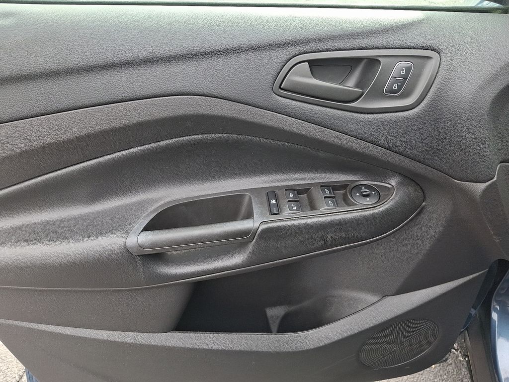 Thumbnail: 2018 Ford Escape - 13