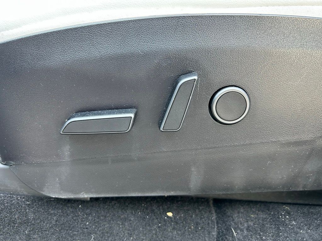 Thumbnail: 2021 Tesla Model Y - 15