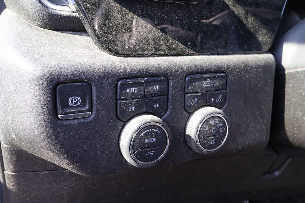 Thumbnail: 2025 Chevrolet Silverado 1500 - 16