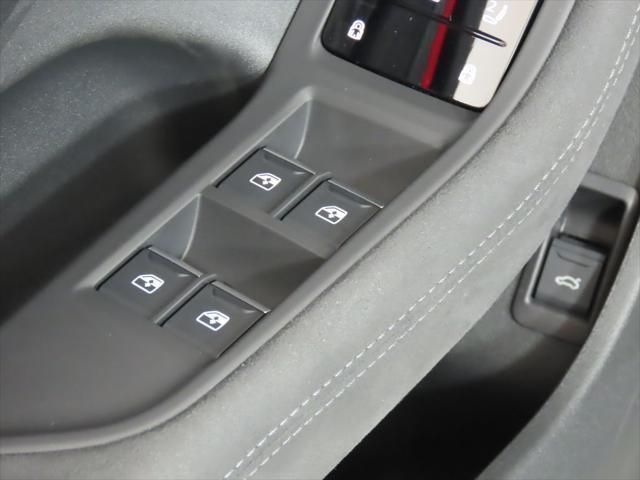 Thumbnail: 2025 Audi S5 - 27