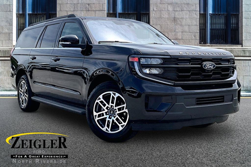 2025 Ford Expedition Active MAX 4x4's photo
