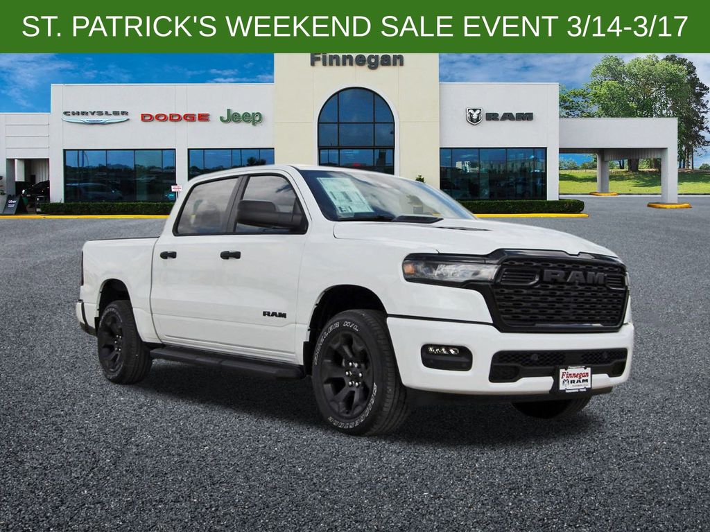 2026 RAM 1500 Express Crew Cab 4WD