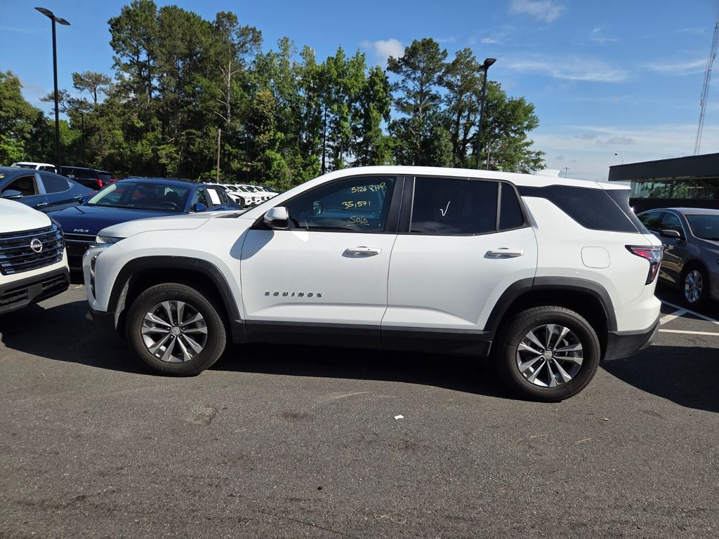 Used 2025 White Chevrolet LT image 2