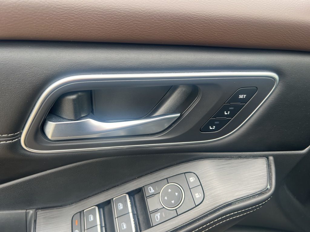 2021 Nissan Rogue SL photo
