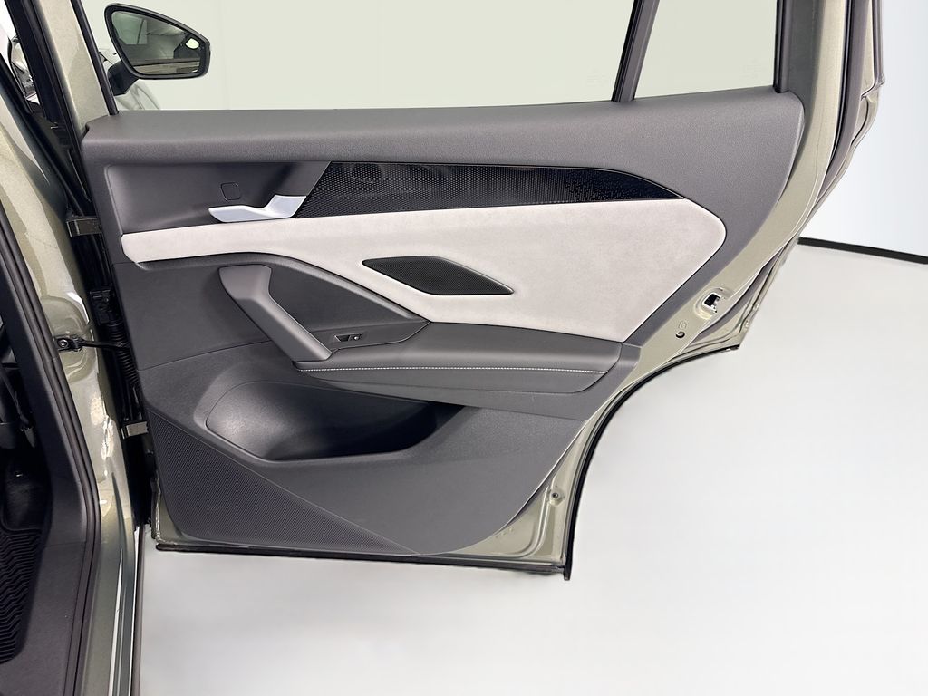 Thumbnail: 2026 Volkswagen Tiguan - 25