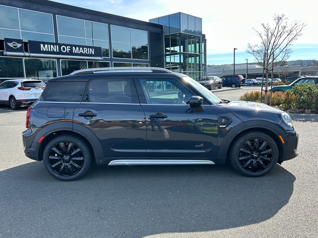 2021 MINI Cooper Countryman Signature 6