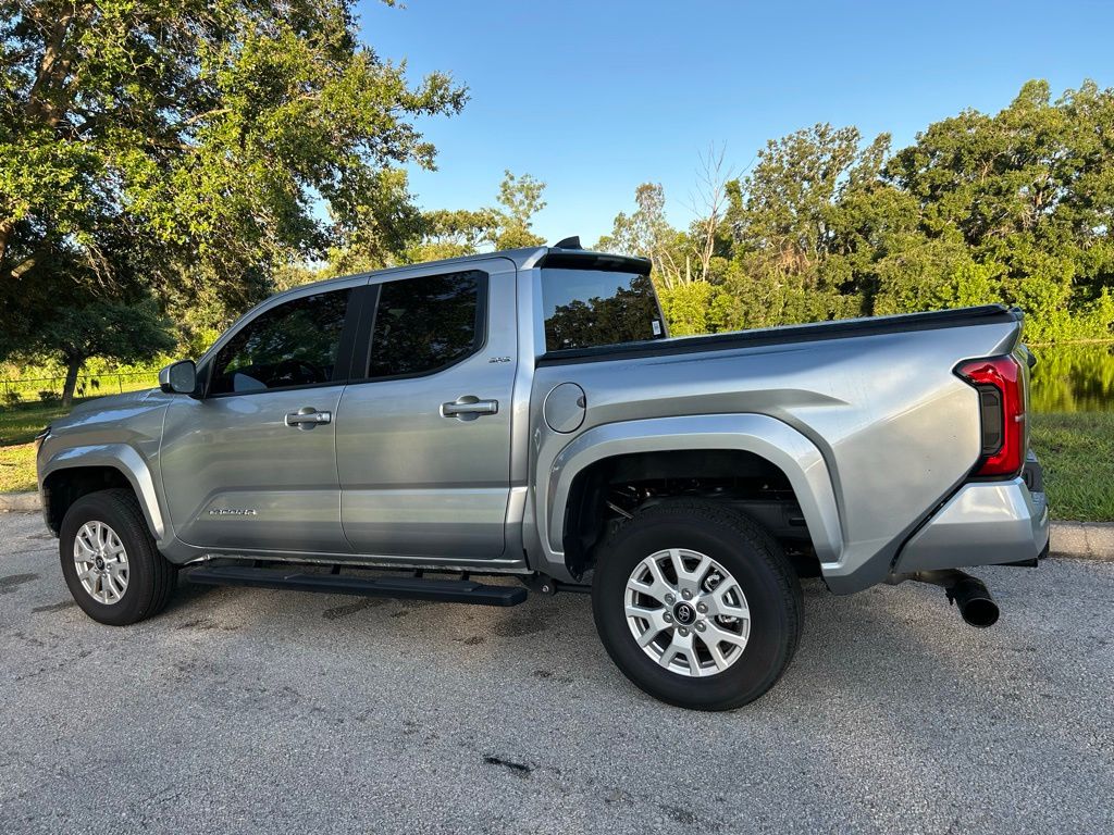 Thumbnail: 2024 Toyota Tacoma - 3