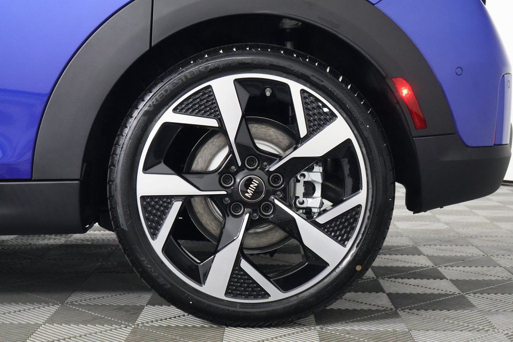 Thumbnail: 2025 MINI Cooper - 11