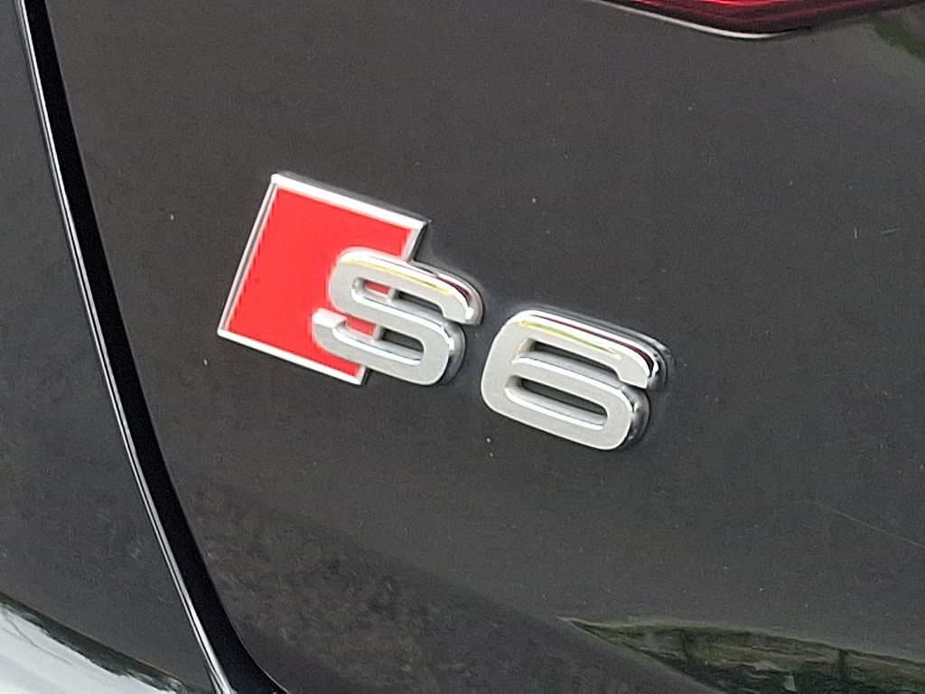 Thumbnail: 2020 Audi S6 - 29