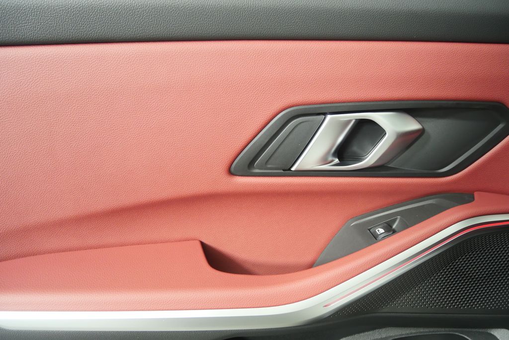 Thumbnail: 2026 BMW 3 Series - 13