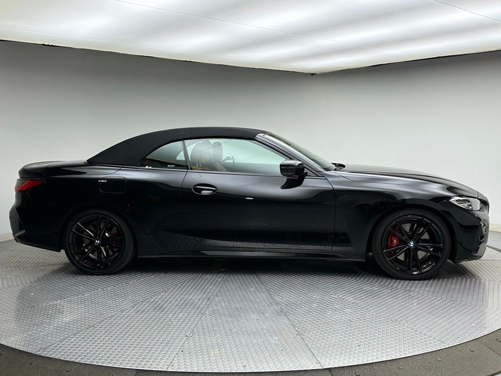 Thumbnail: 2021 BMW 4 Series - 4