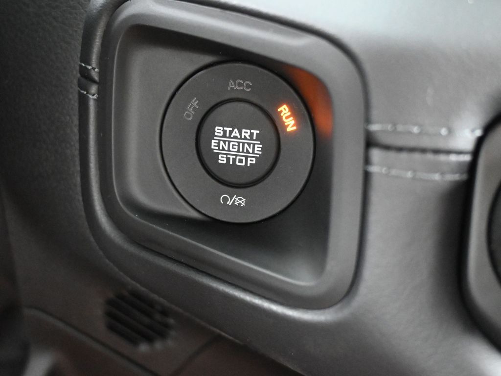 New 2026 reign Jeep Rubicon X image 26