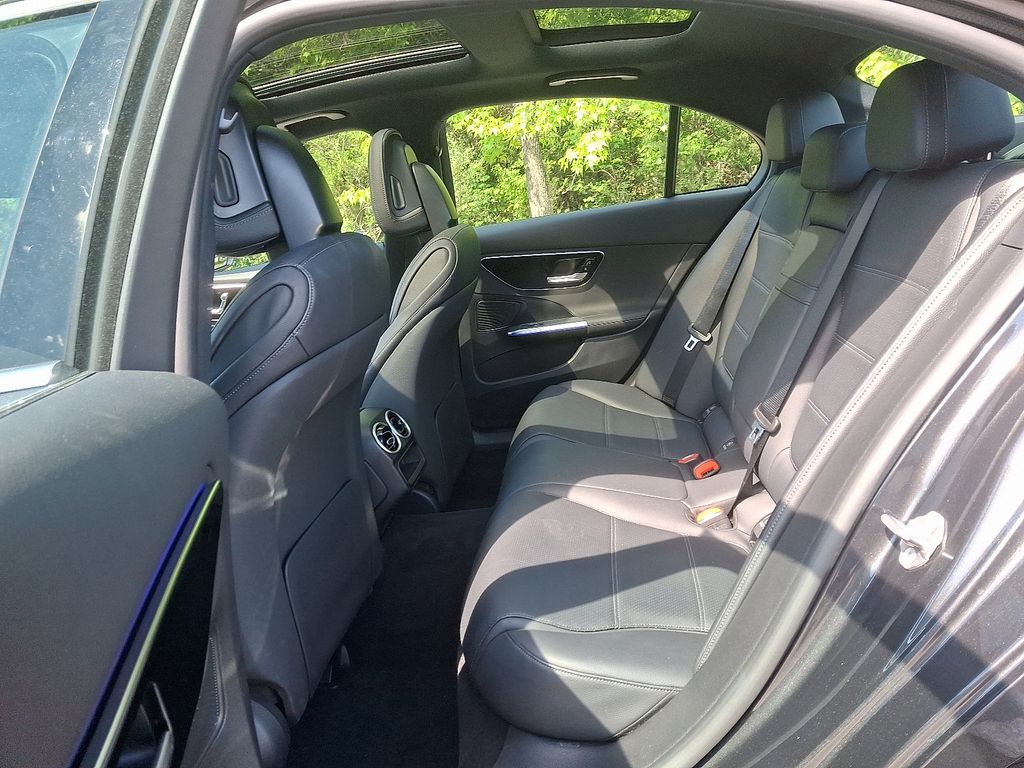 2022 Mercedes-Benz C-Class C 300 10