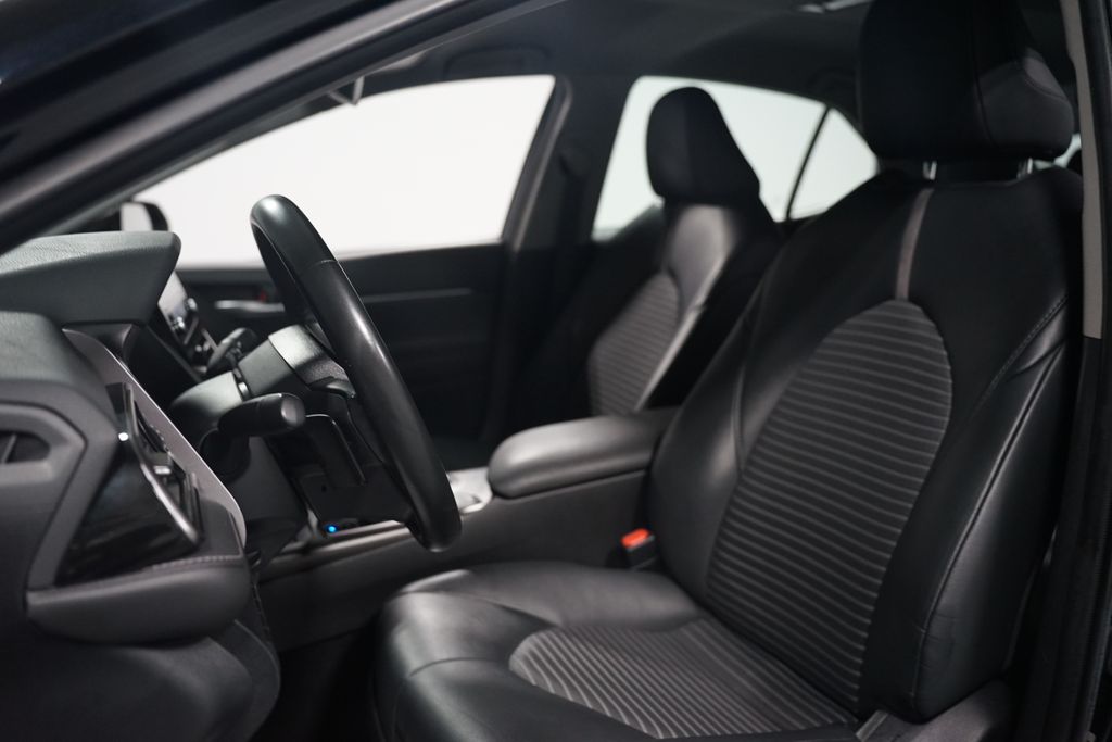 Thumbnail: 2024 Toyota Camry - 15