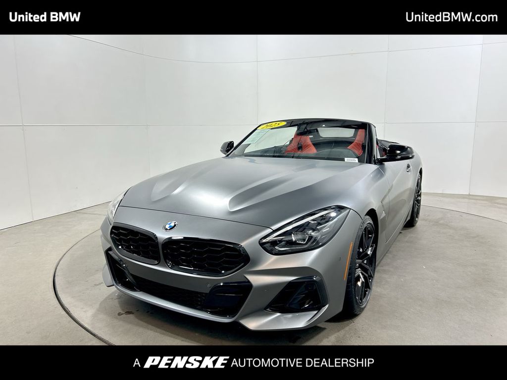 2025 BMW Z4 M40i Hero Image