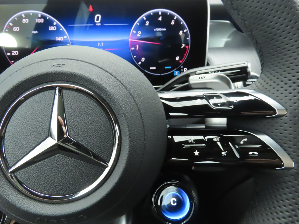 Thumbnail: 2026 Mercedes-Benz GLC - 12