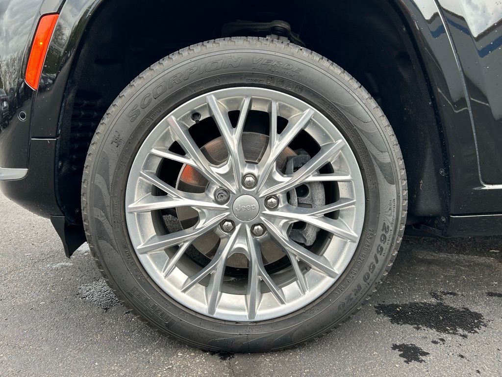 2021 Jeep Grand Cherokee L Summit 10