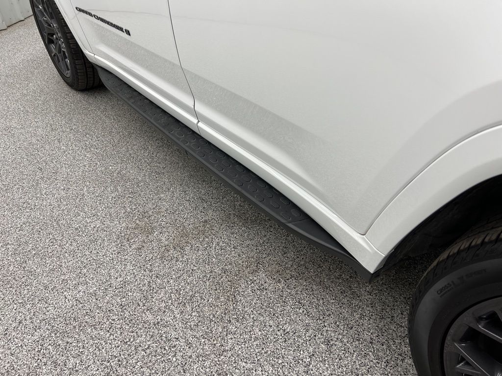 2024 Jeep Grand Cherokee L Summit - 8