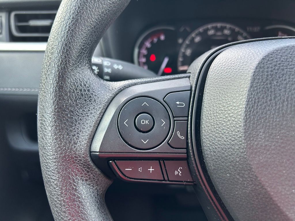 Thumbnail: 2023 Toyota RAV4 - 18