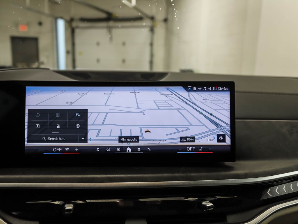 Thumbnail: 2024 BMW X5 - 17