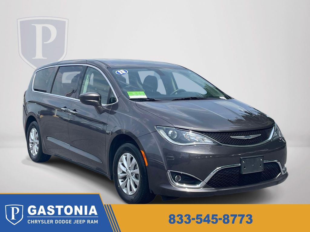 2018 Chrysler Pacifica Touring Plus FWD   