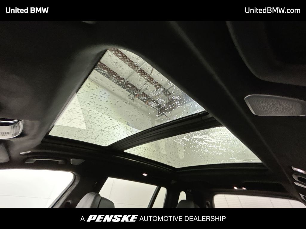 Thumbnail: 2026 BMW X7 - 20