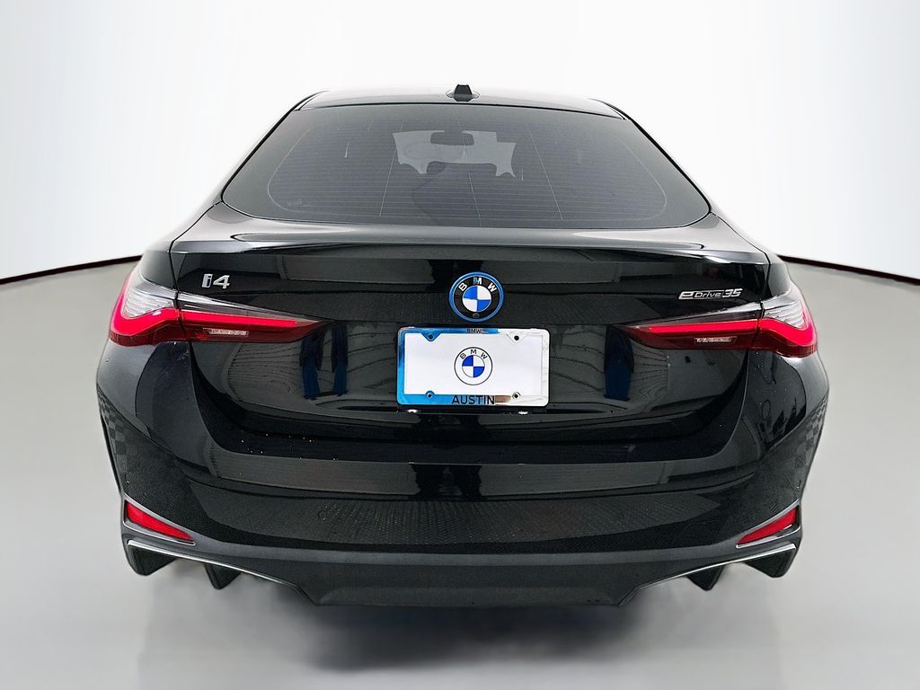 Thumbnail: 2023 BMW i4 - 6